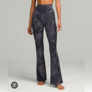 NWT Lululemon Groove Super High Rise Flared Pant Nulu